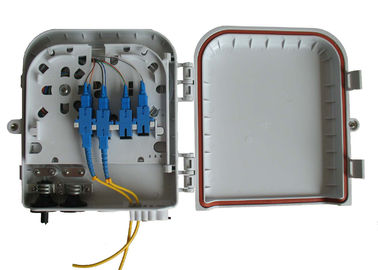 1 × 8 पीएलसी स्प्लिटर आउटडोर फाइबर ऑप्टिक वितरण बॉक्स उच्च प्रभाव प्लास्टिक